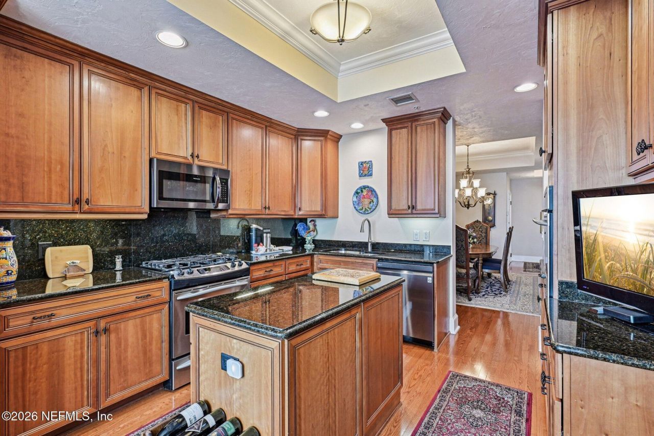 2358 Riverside Avenue, Unit 405, Jacksonville, FL 32204 Photo