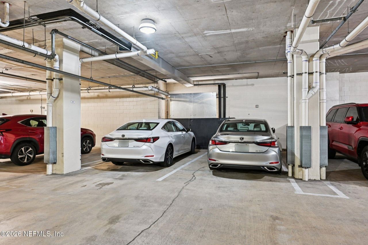 2358 Riverside Avenue, Unit 405, Jacksonville, FL 32204 Photo