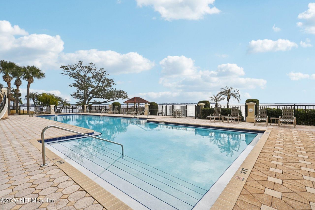 2358 Riverside Avenue, Unit 405, Jacksonville, FL 32204 Photo