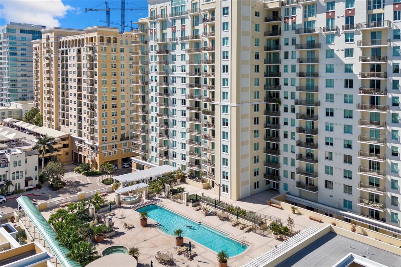 800 N Tamiami Trail, Unit 103, Sarasota, FL 34236 Photo