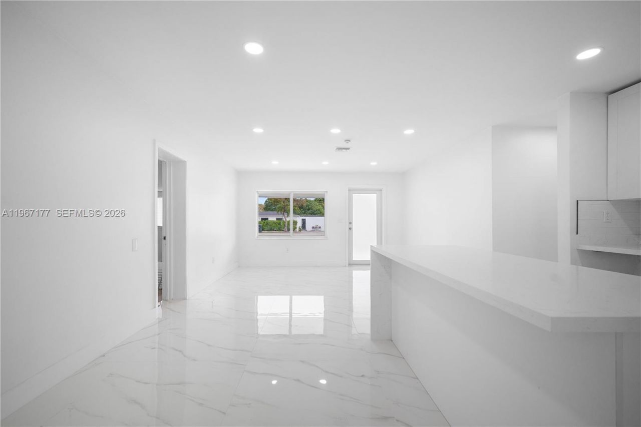 13160 NW 17th Ave, Miami, FL 33167 Photo