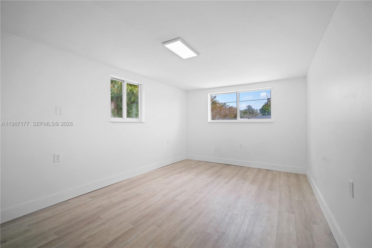 13160 NW 17th Ave, Miami, FL 33167 Photo