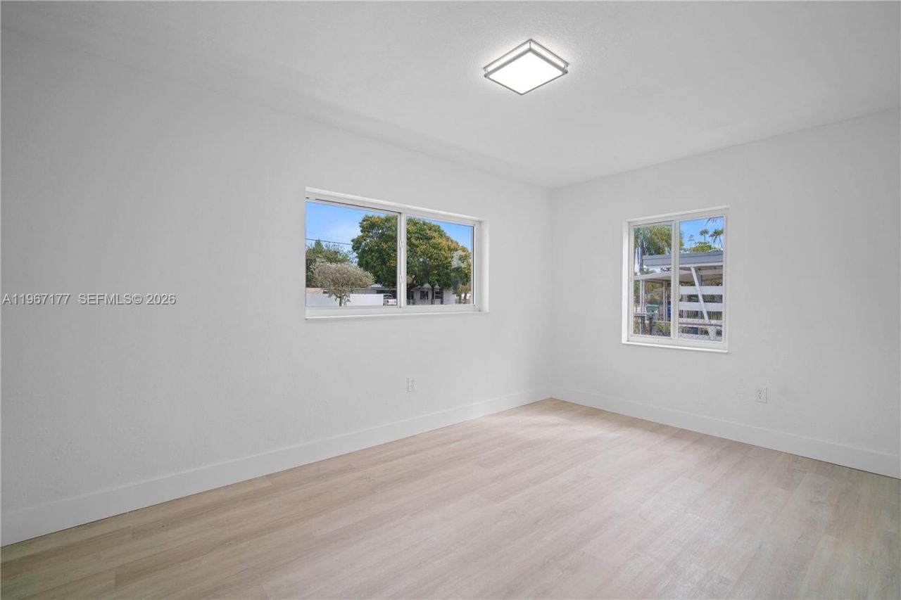 13160 NW 17th Ave, Miami, FL 33167 Photo