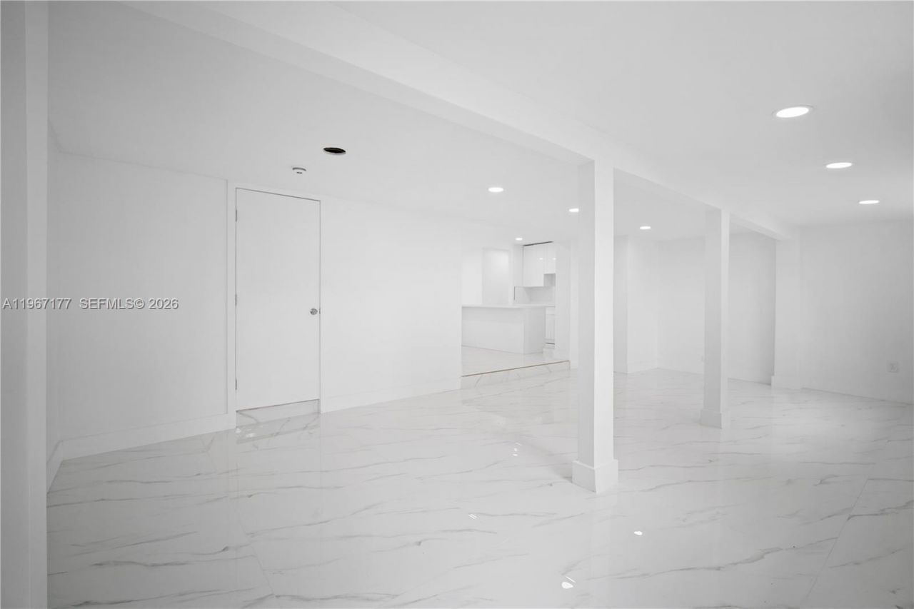 13160 NW 17th Ave, Miami, FL 33167 Photo