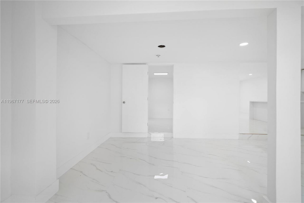 13160 NW 17th Ave, Miami, FL 33167 Photo