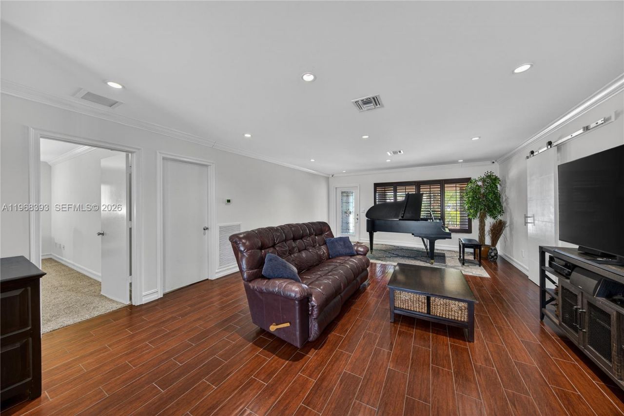 291 SE 5th Ter , Pompano Beach, FL 33060 Photo