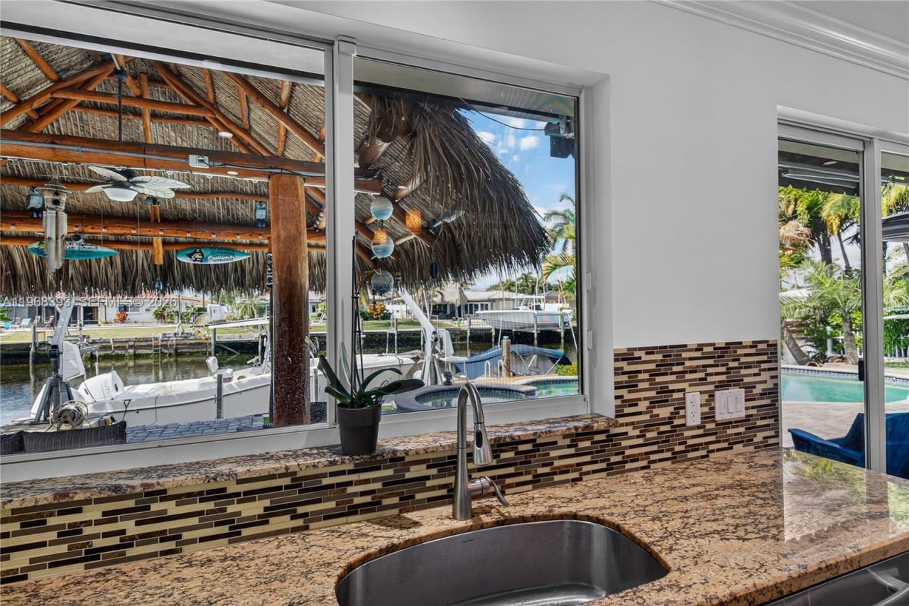 291 SE 5th Ter , Pompano Beach, FL 33060 Photo