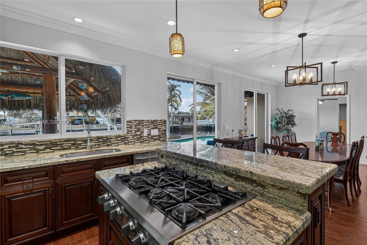 291 SE 5th Ter , Pompano Beach, FL 33060 Photo