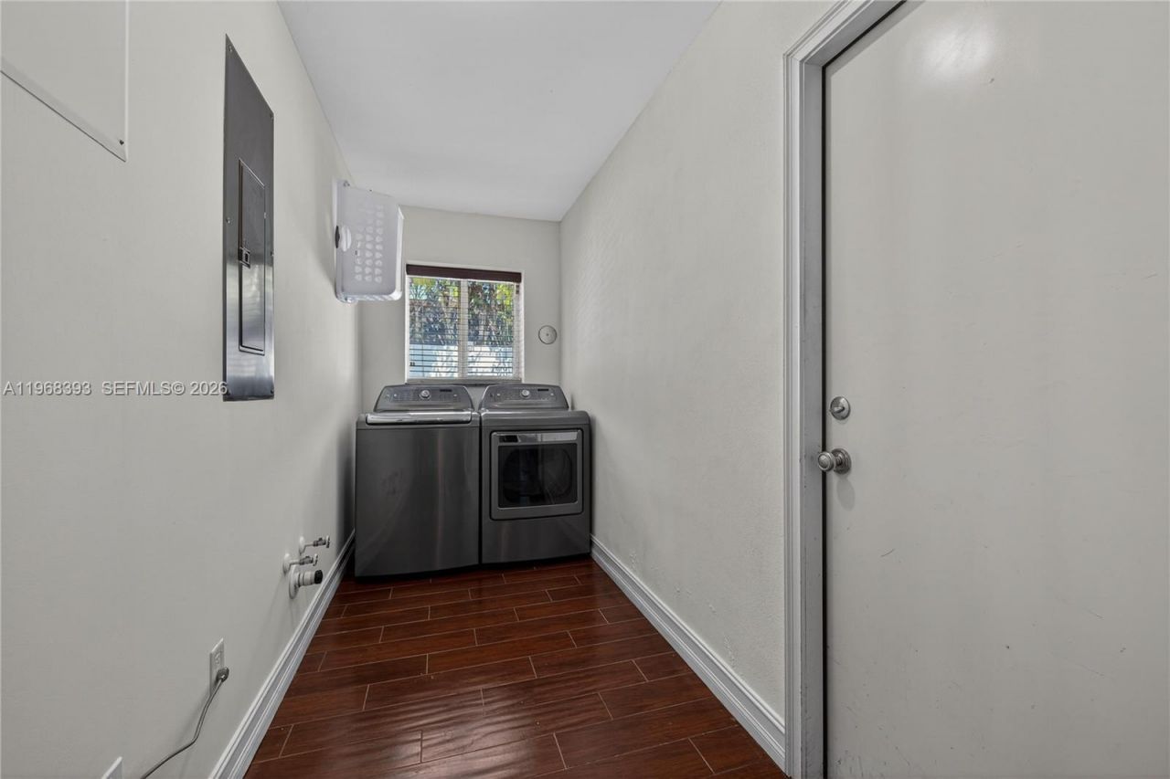 291 SE 5th Ter , Pompano Beach, FL 33060 Photo