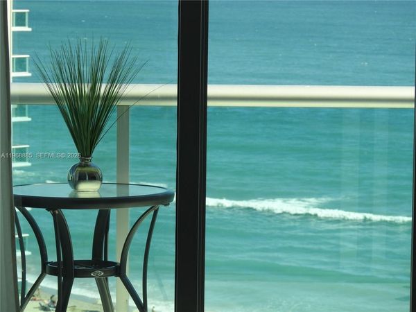 3901 S Ocean Dr, Unit PH16Z, Hollywood, FL 33019