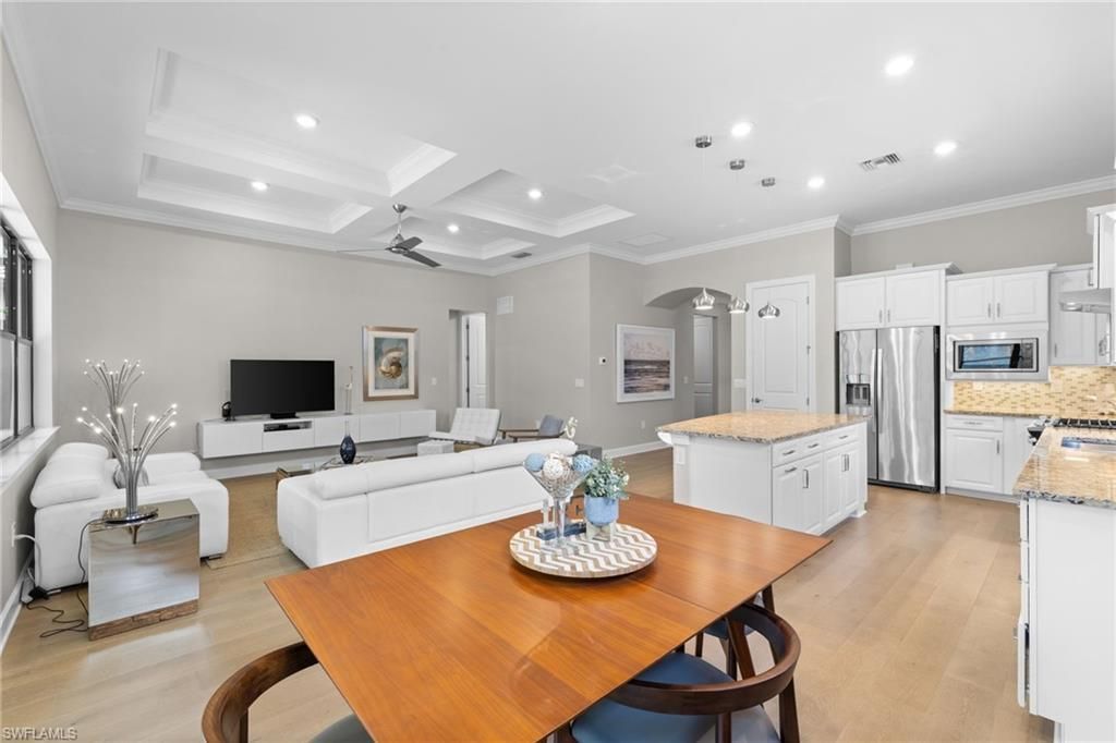 9410 Whooping Crane Way, Naples, FL 34120 Photo