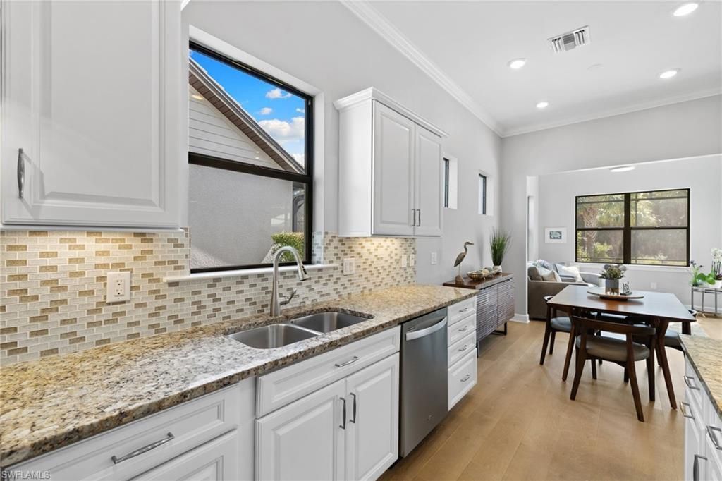 9410 Whooping Crane Way, Naples, FL 34120 Photo