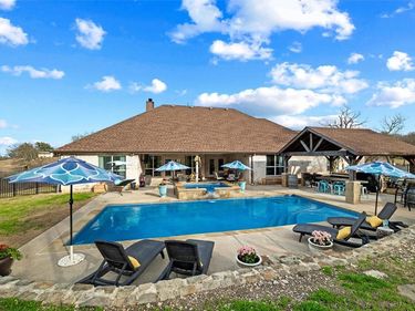 128 E Remuda Court, Fort Worth, TX 76108