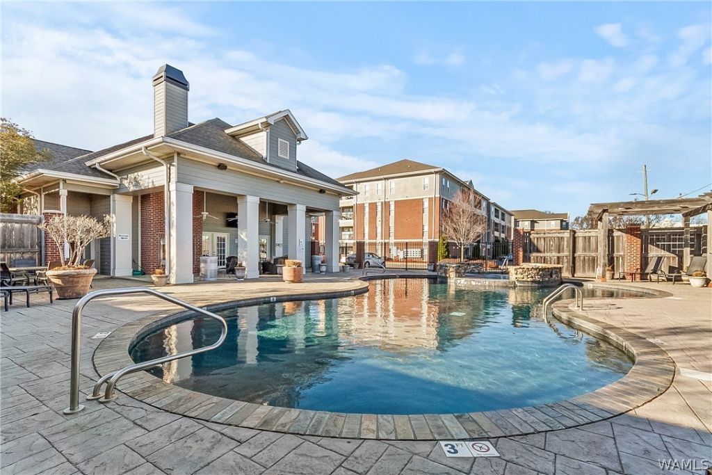 700 15th Street E, Unit 2408, Tuscaloosa, AL 35401 Main Photo