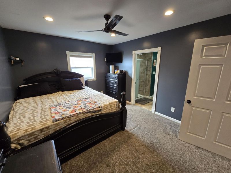 211 E Wapakoneta Street, Waynesfield, OH 45896 Photo 12