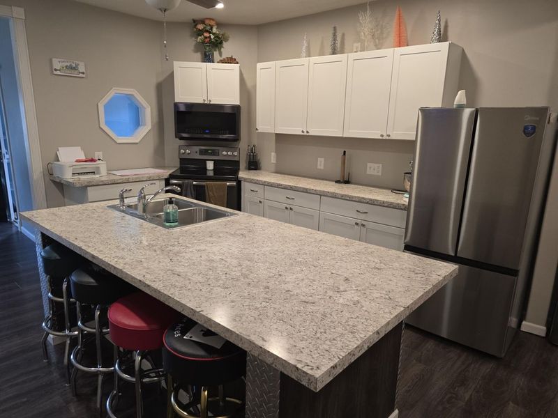 211 E Wapakoneta Street, Waynesfield, OH 45896 Photo 5