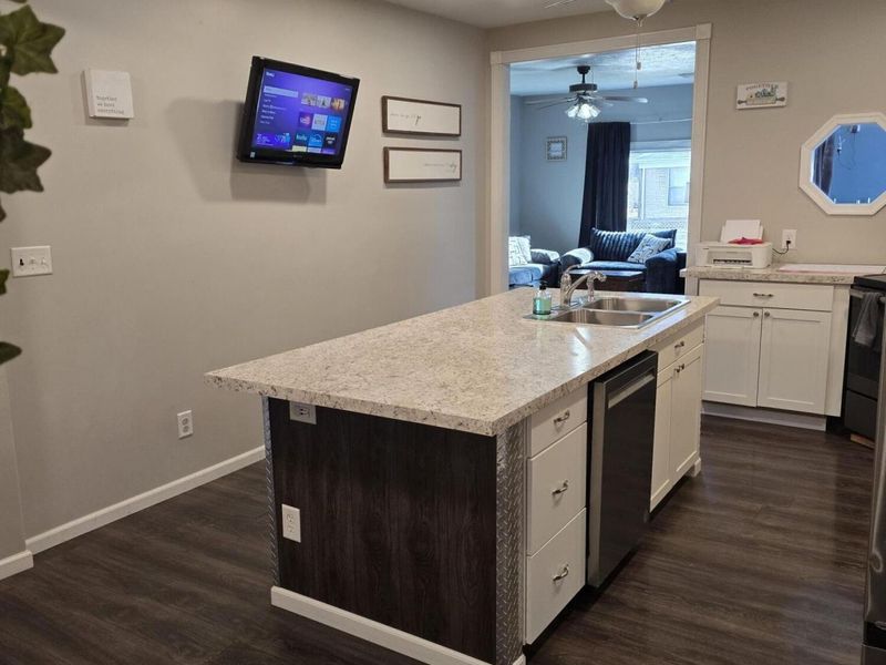 211 E Wapakoneta Street, Waynesfield, OH 45896 Photo 6