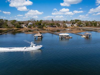 5648 Captain Kidd Road, Hollywood, SC 29449