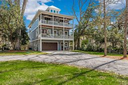 5648 Captain Kidd Road photo 4