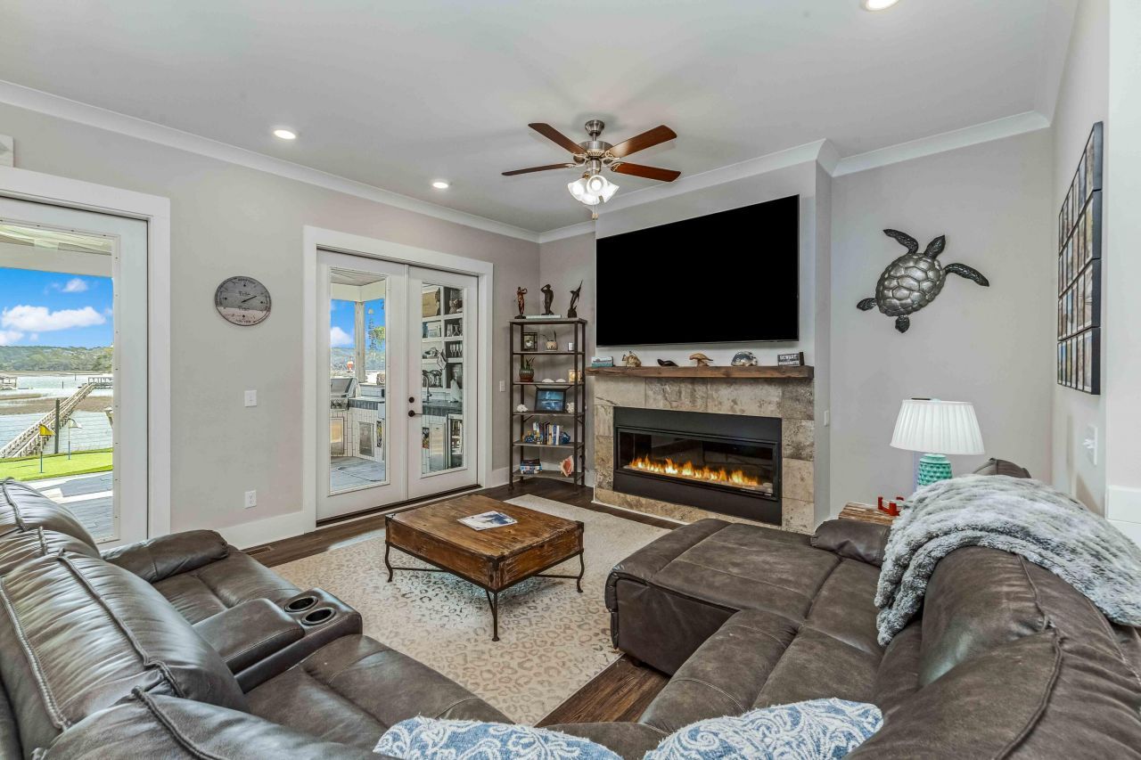 5648 Captain Kidd Road Photo 32