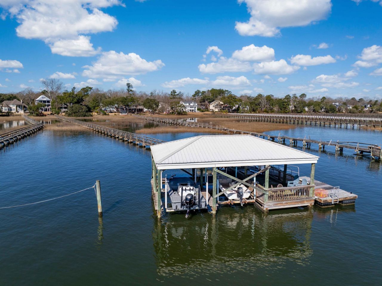 5648 Captain Kidd Road Photo 7