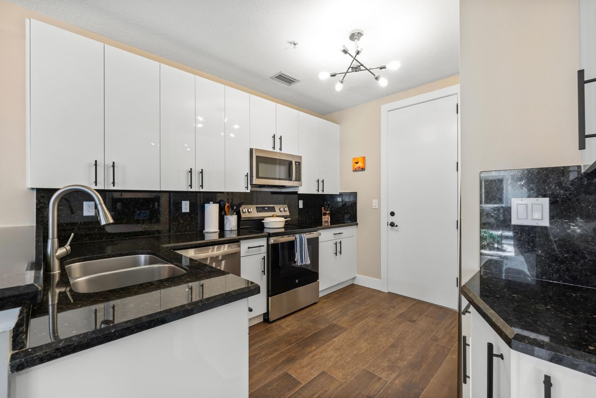 3041 Waterside Circle, Boynton Beach, FL 33435 Photo