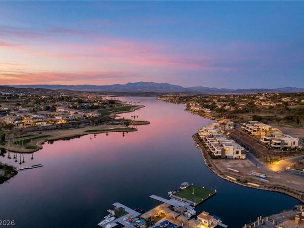 34 Lakefront Drive , Henderson, NV 89011