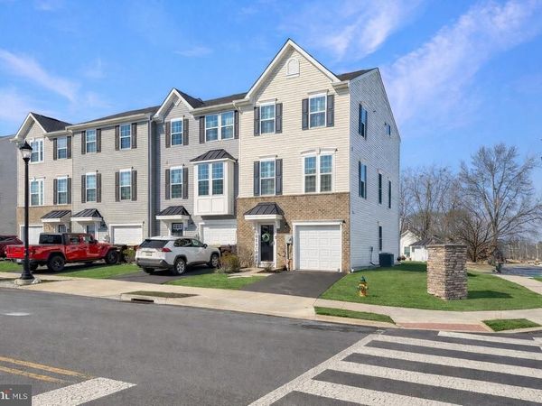 172 STATION DRIVE, DUBLIN, PA 18917