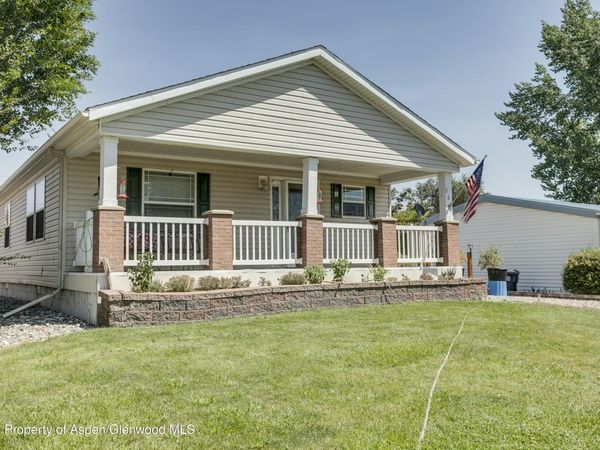 580 Denver Avenue, De Beque, CO 81630