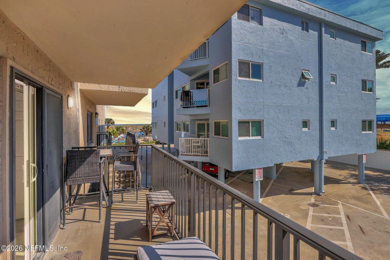 411 1st Street S, Unit 202, Jacksonville Beach, FL 32250 Photo