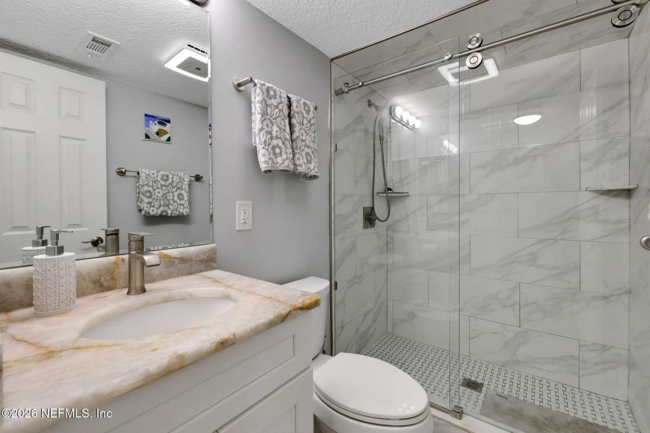 411 1st Street S, Unit 202, Jacksonville Beach, FL 32250 Photo