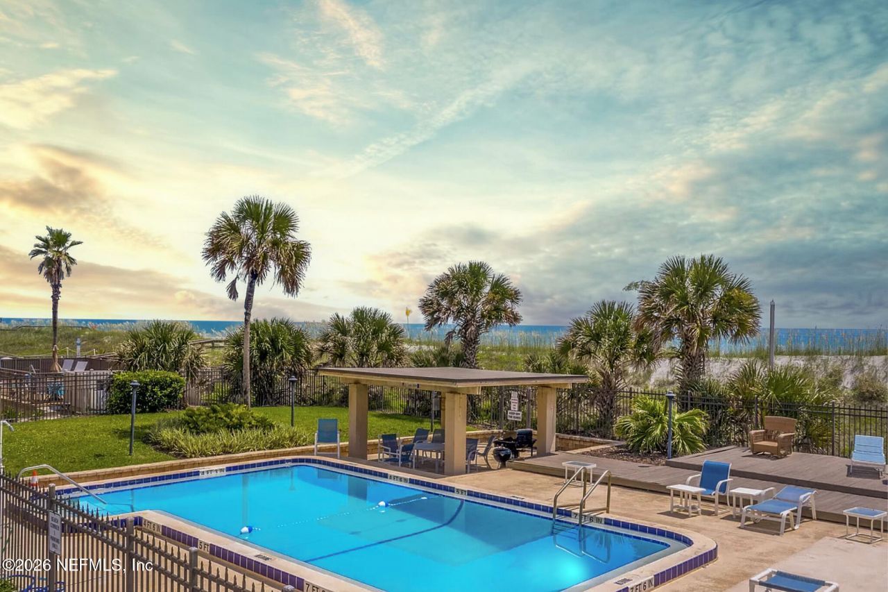 411 1st Street S, Unit 202, Jacksonville Beach, FL 32250 Photo