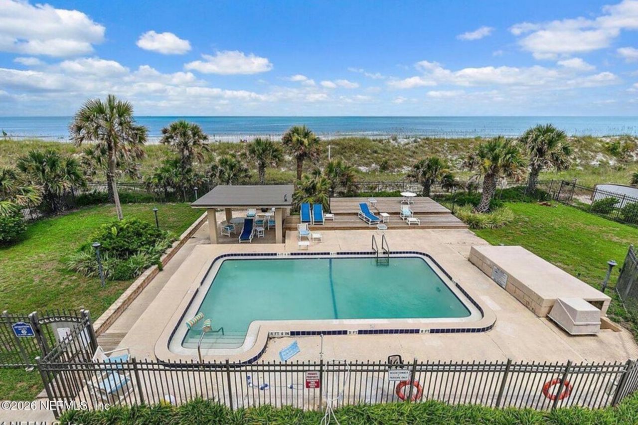 411 1st Street S, Unit 202, Jacksonville Beach, FL 32250 Photo