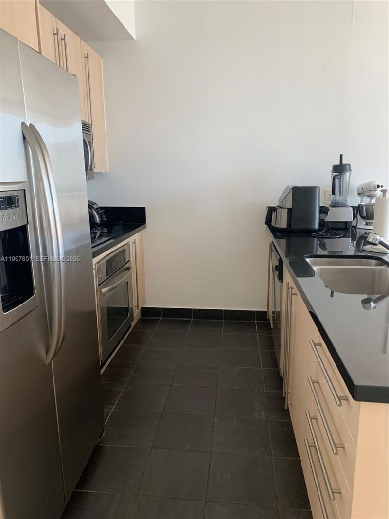 79 SW 12th St , Unit 2703-S, Miami, FL 33130 Photo