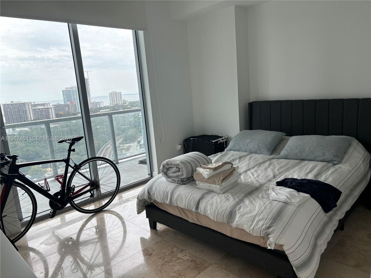 79 SW 12th St , Unit 2703-S, Miami, FL 33130 Photo