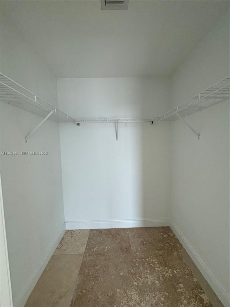79 SW 12th St , Unit 2703-S, Miami, FL 33130 Photo