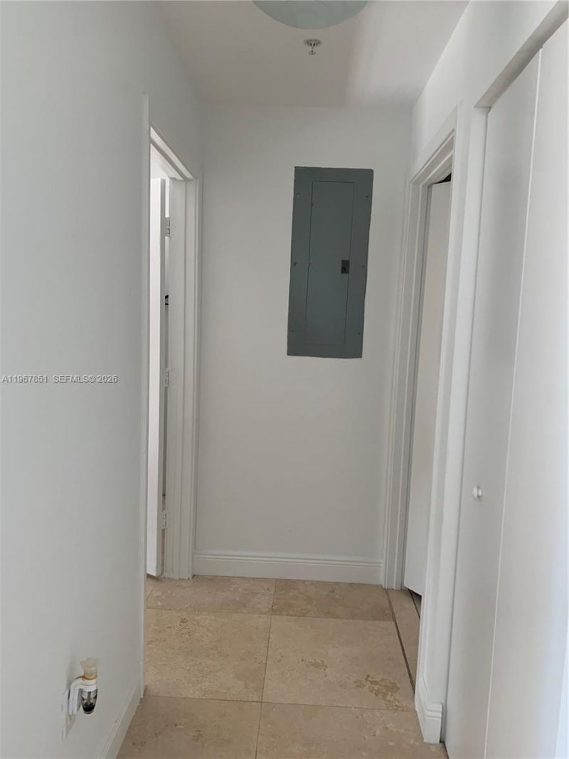 79 SW 12th St , Unit 2703-S, Miami, FL 33130 Photo