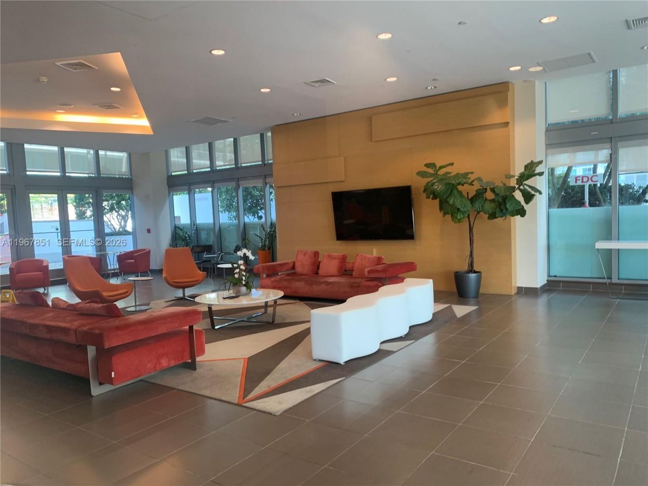 79 SW 12th St , Unit 2703-S, Miami, FL 33130 Photo