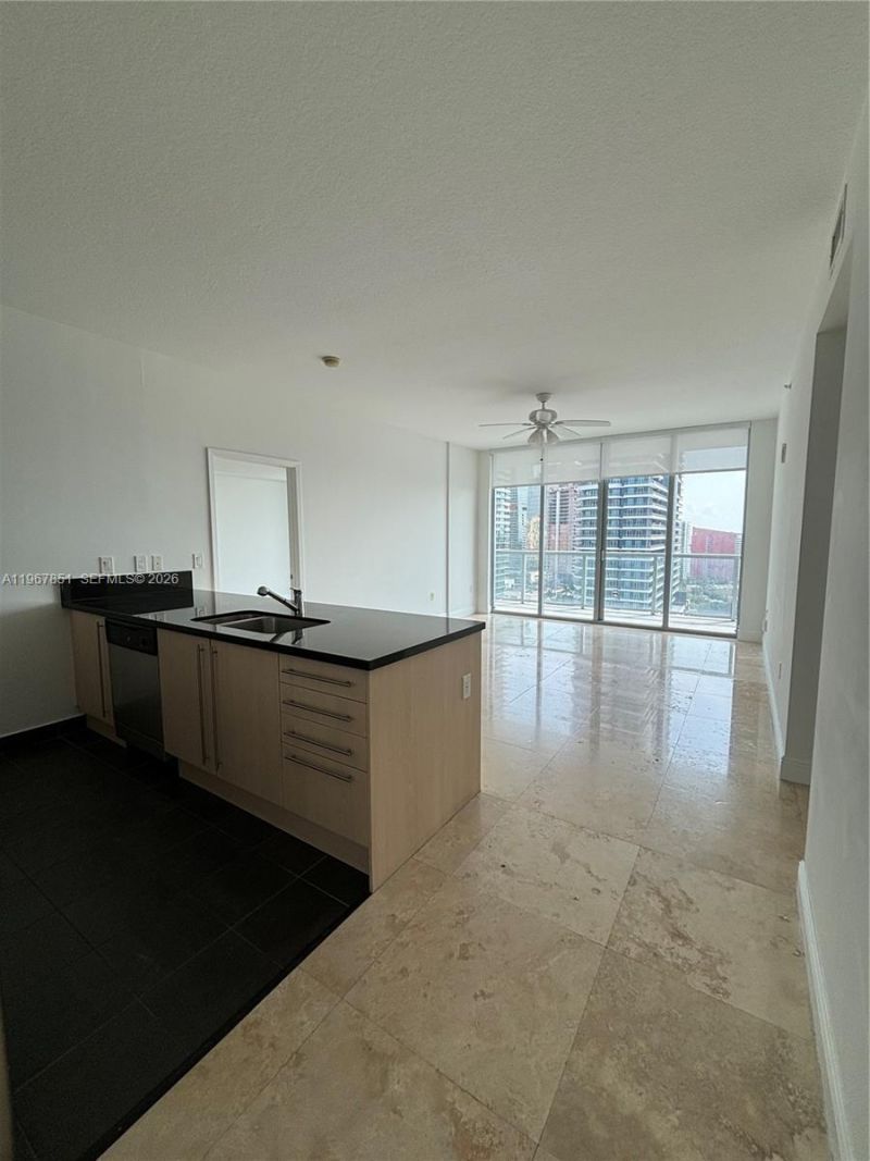 79 SW 12th St , Unit 2703-S, Miami, FL 33130 Photo