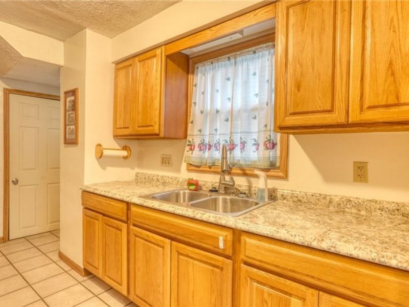 633 N 9th Street, Cambridge, OH 43725 Photo 13