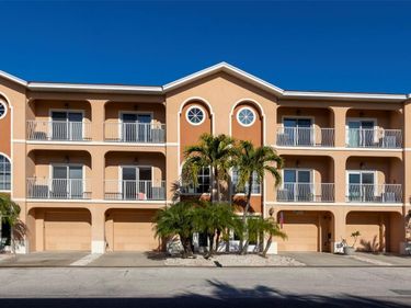 130 164TH AVENUE, REDINGTON BEACH, FL 33708