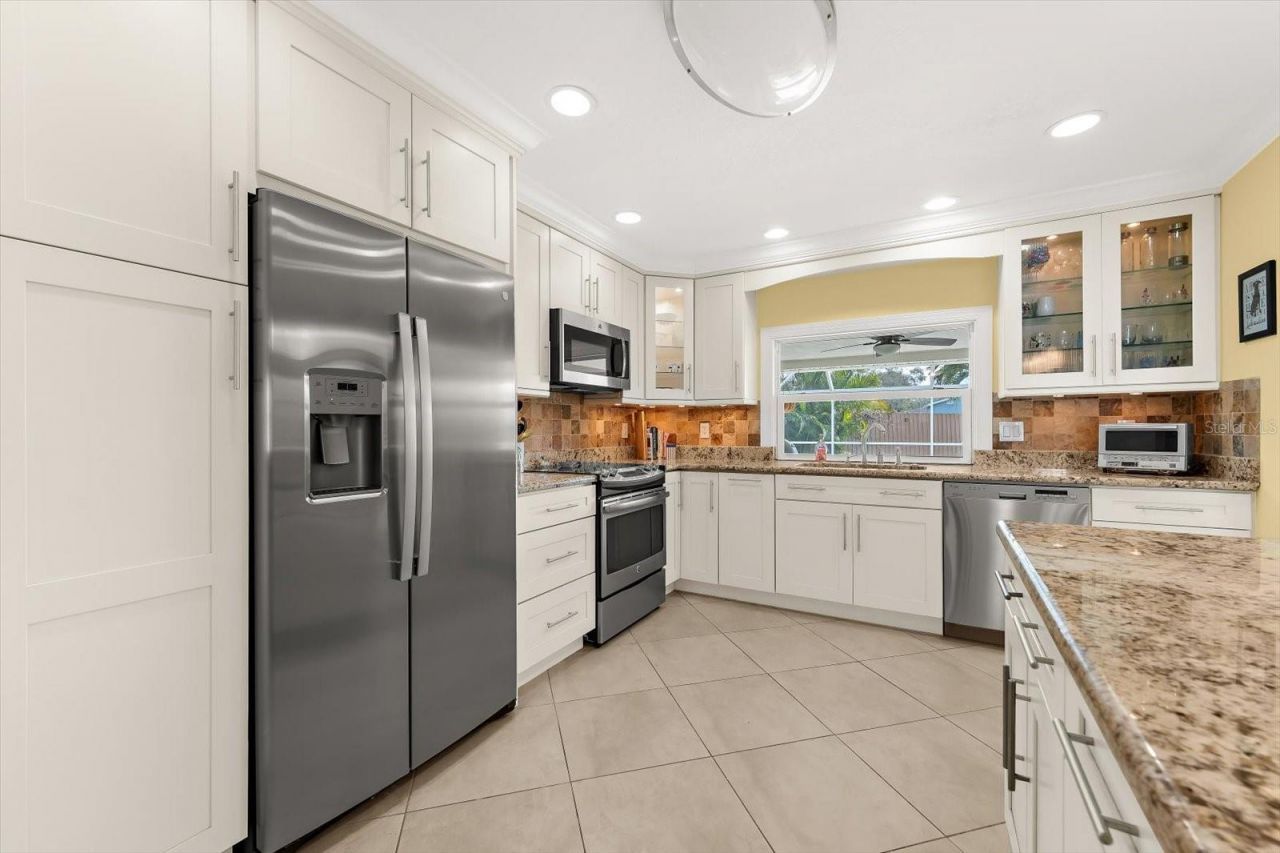 5723 1st Avenue Drive W, Bradenton, FL 34209 Photo