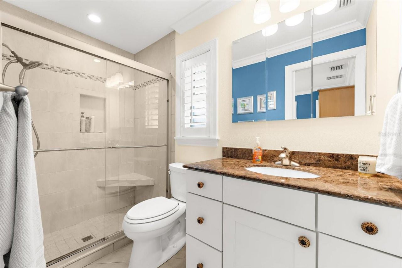 5723 1st Avenue Drive W, Bradenton, FL 34209 Photo