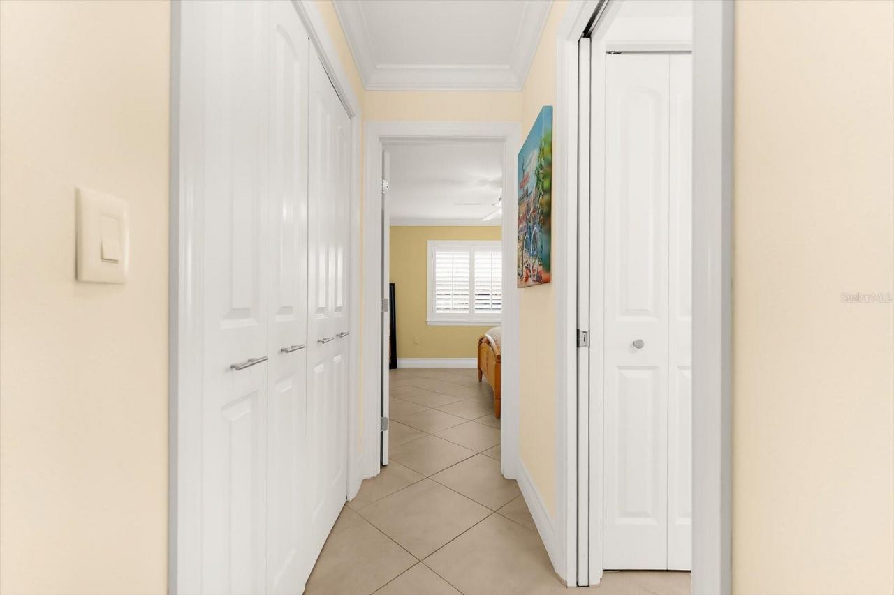 5723 1st Avenue Drive W, Bradenton, FL 34209 Photo