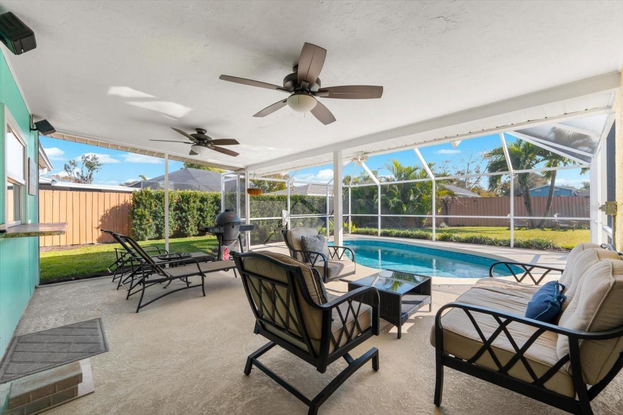 5723 1st Avenue Drive W, Bradenton, FL 34209 Photo