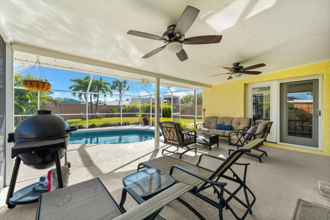 5723 1st Avenue Drive W, Bradenton, FL 34209 Photo