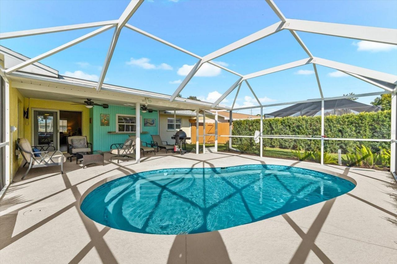 5723 1st Avenue Drive W, Bradenton, FL 34209 Photo