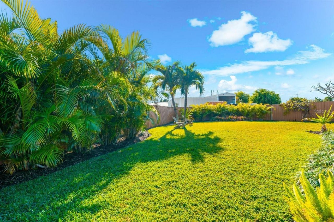 5723 1st Avenue Drive W, Bradenton, FL 34209 Photo