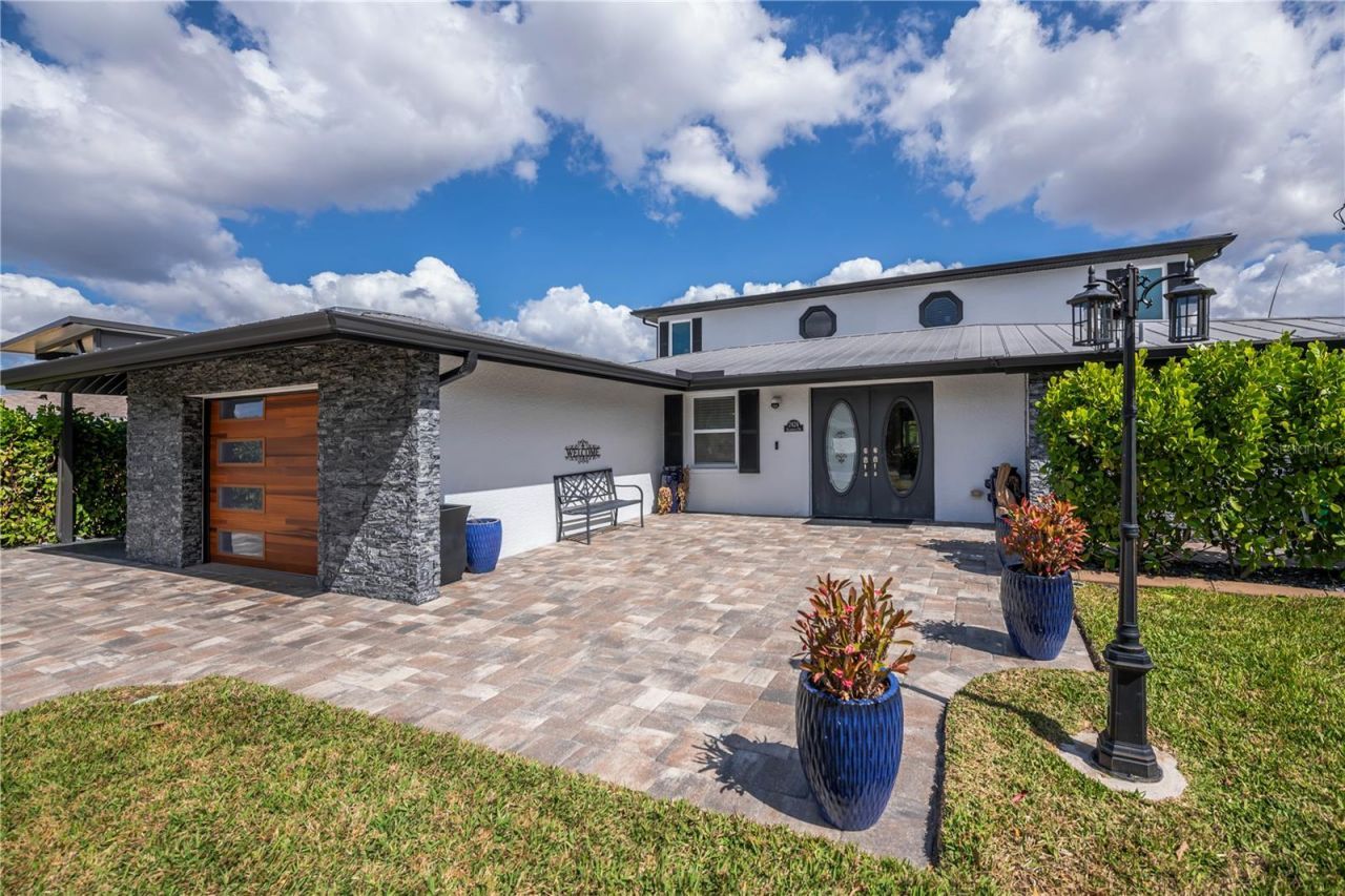 2424 Harbour Drive, Punta Gorda, FL 33983 Photo