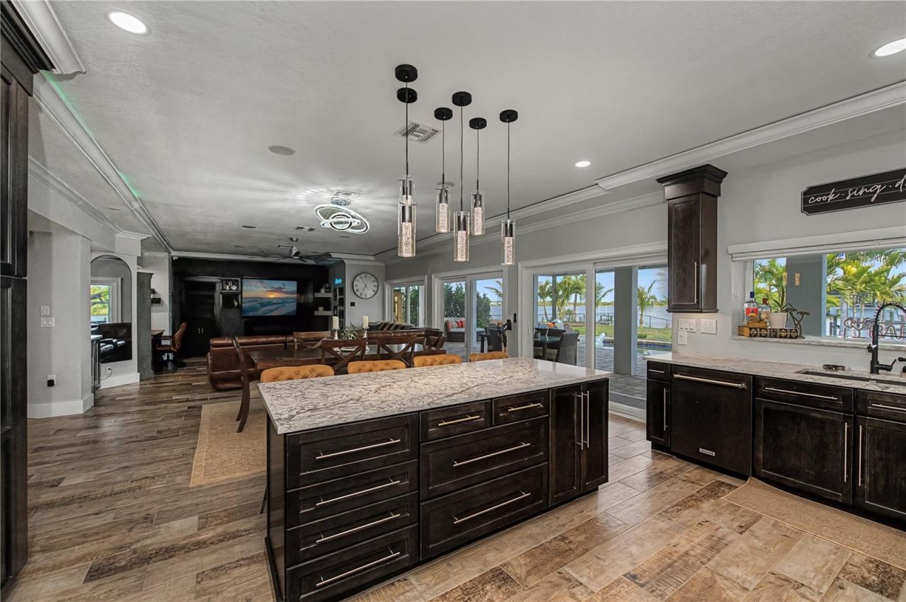 2424 Harbour Drive, Punta Gorda, FL 33983 Photo